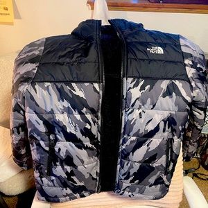Brand new, no tags north face kids jacket.